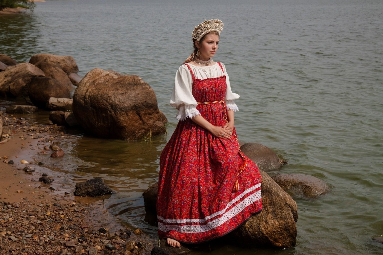 Women in Slavic costumes in Austin