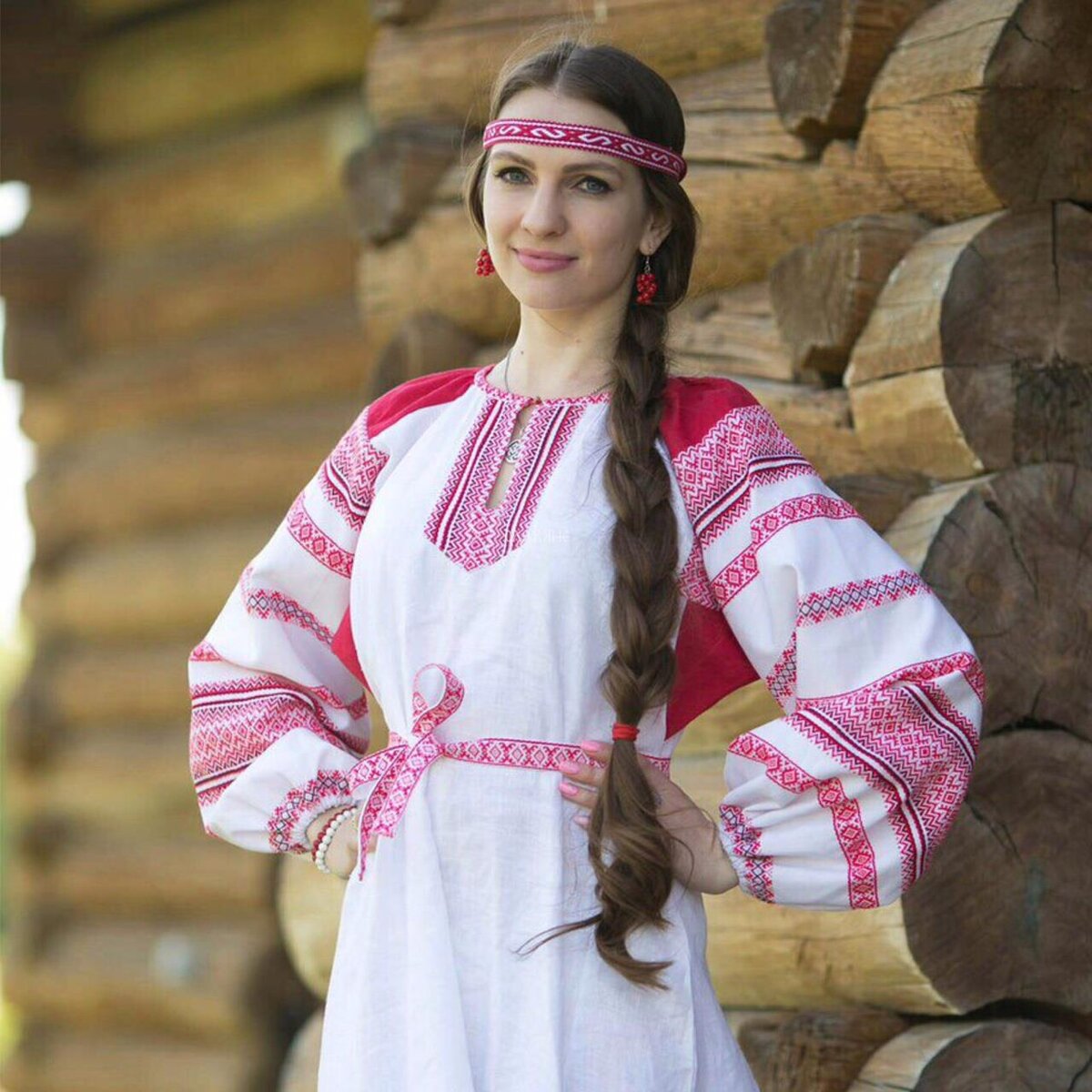 Girls in Slavic costumes in Austin