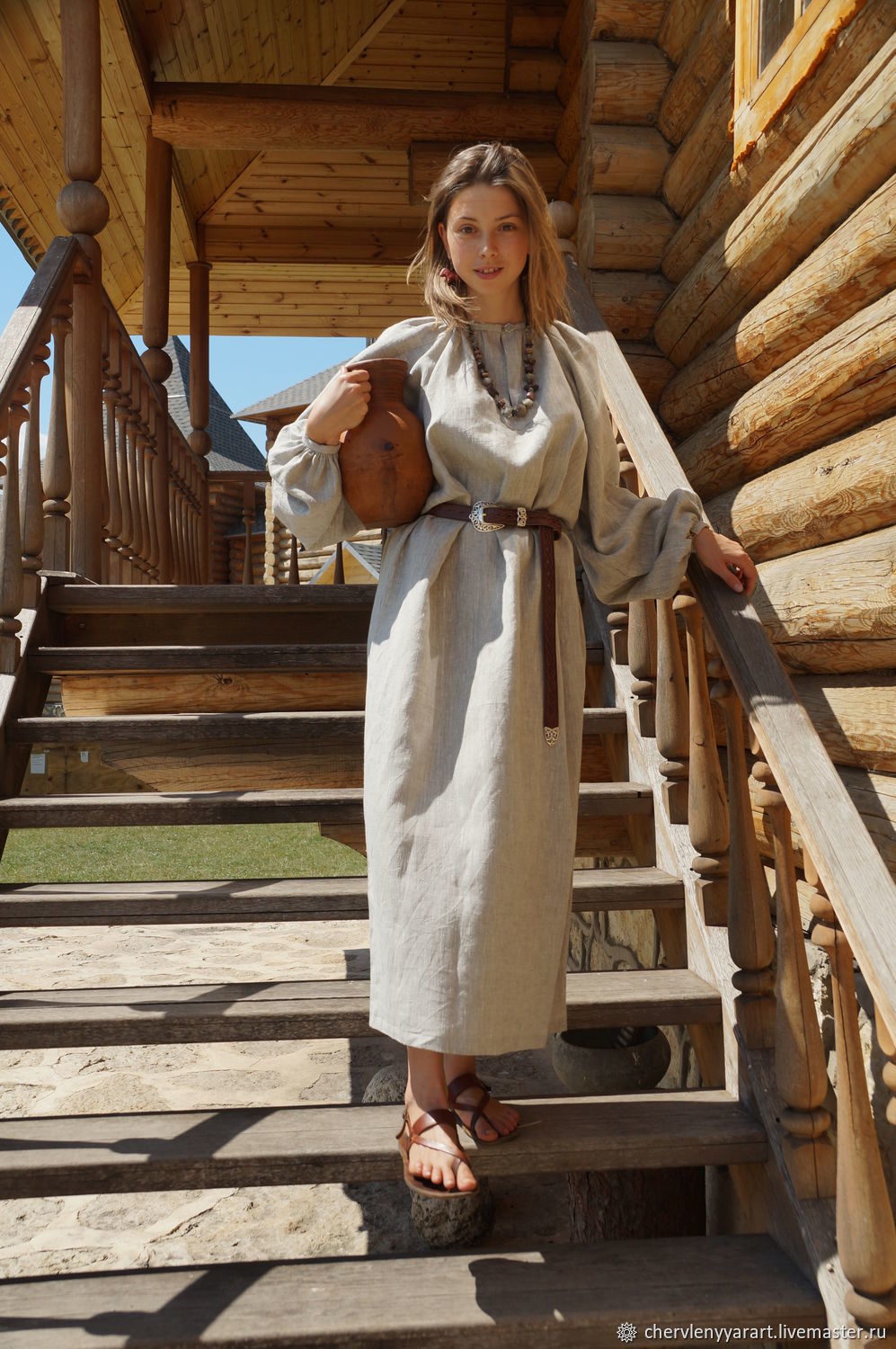 Girls in Slavic costumes in Austin