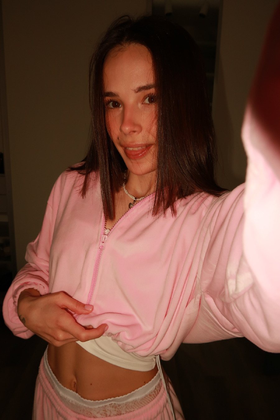 Tina brings the glow — live moments in Austin